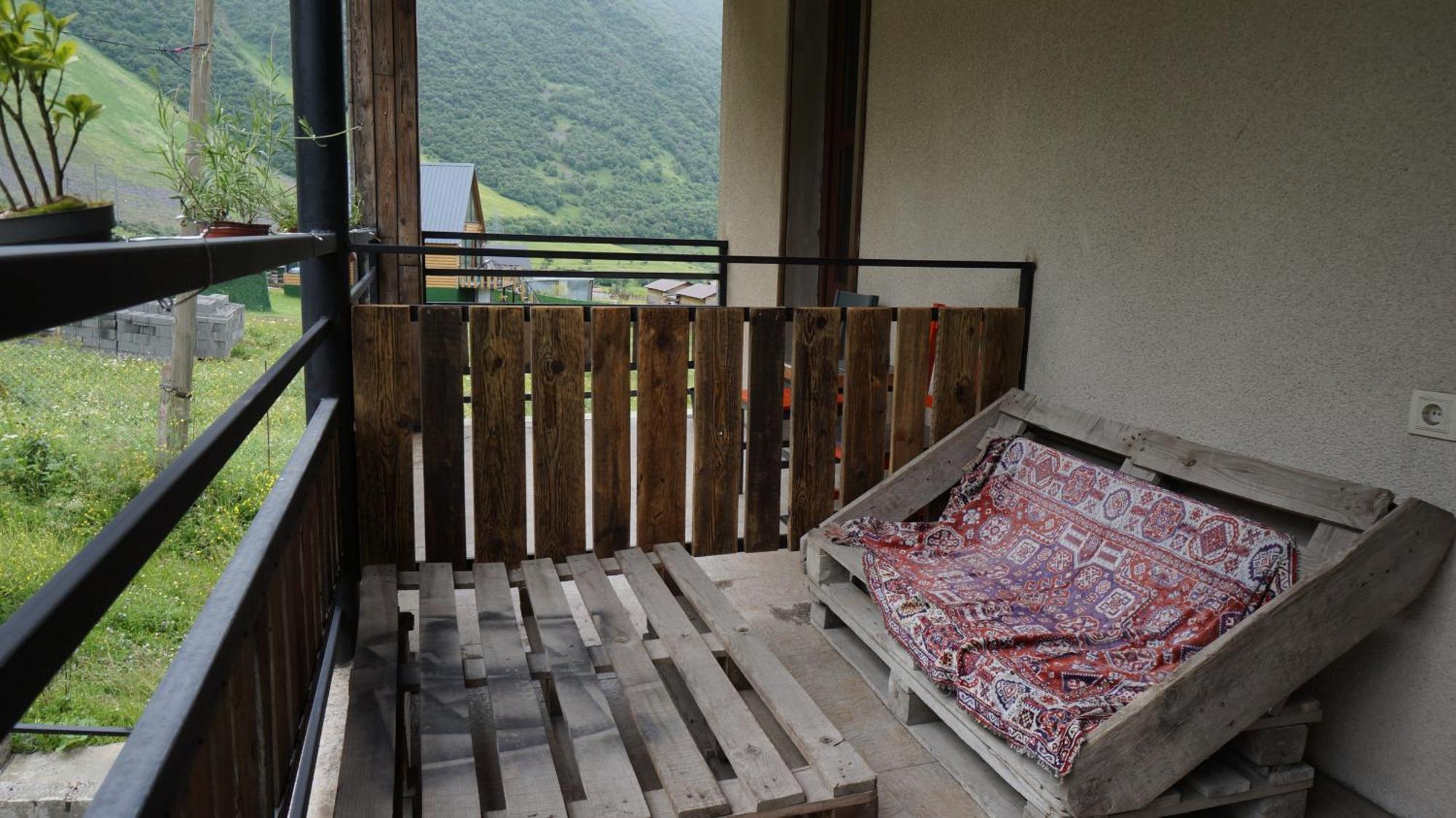 Hotel Arte In Kazbegi Exterior foto