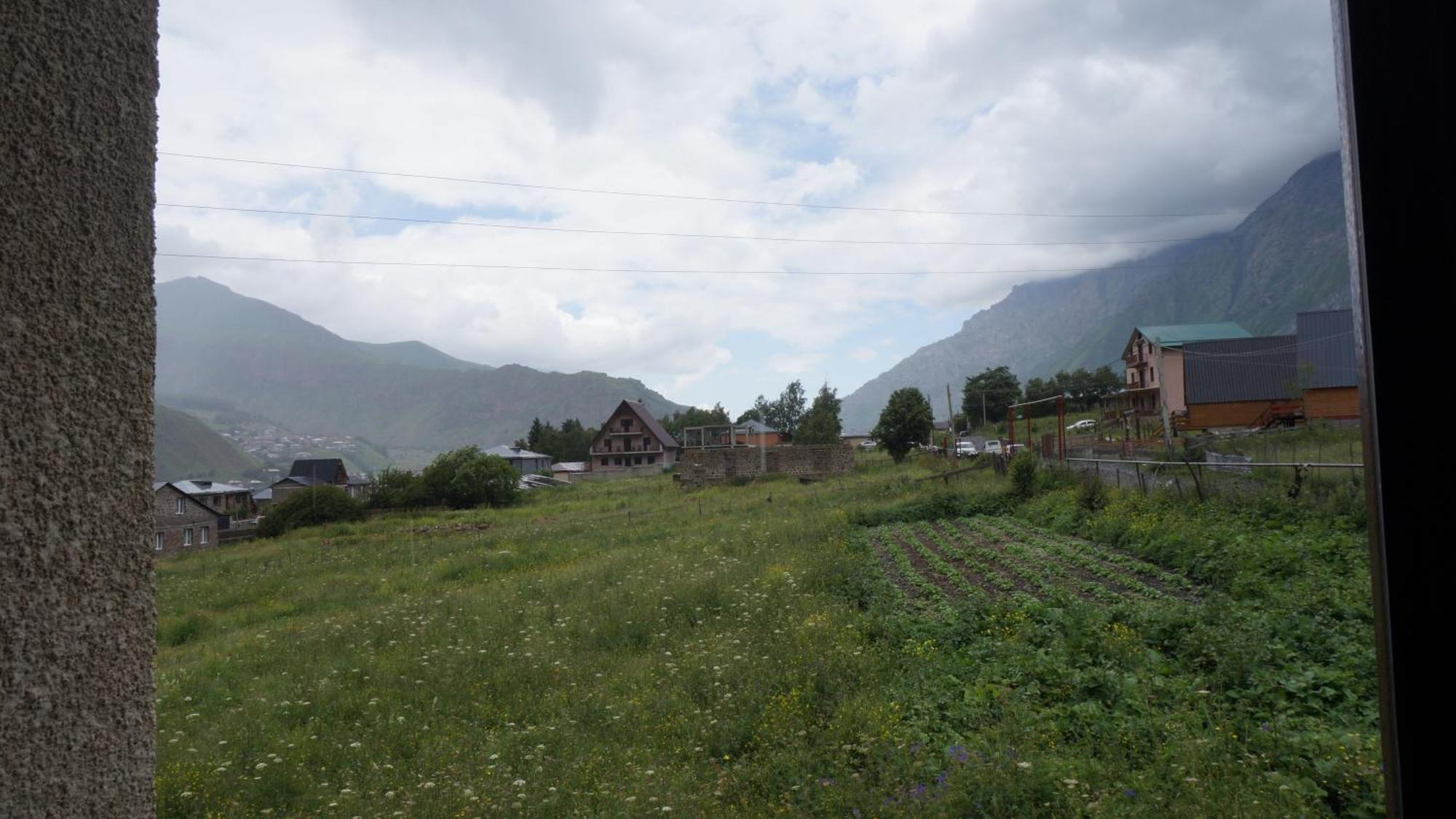 Hotel Arte In Kazbegi Exterior foto