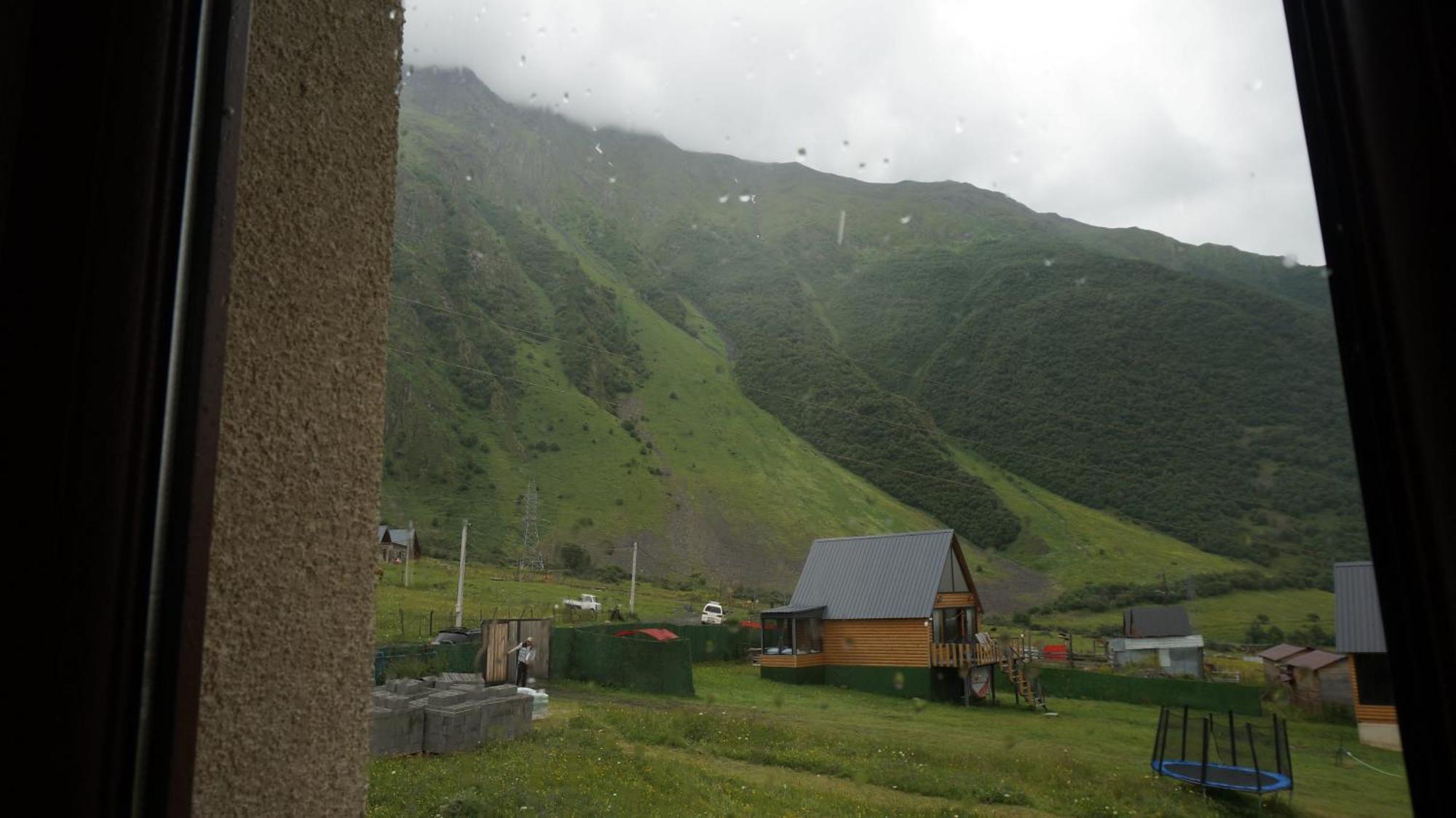 Hotel Arte In Kazbegi Exterior foto