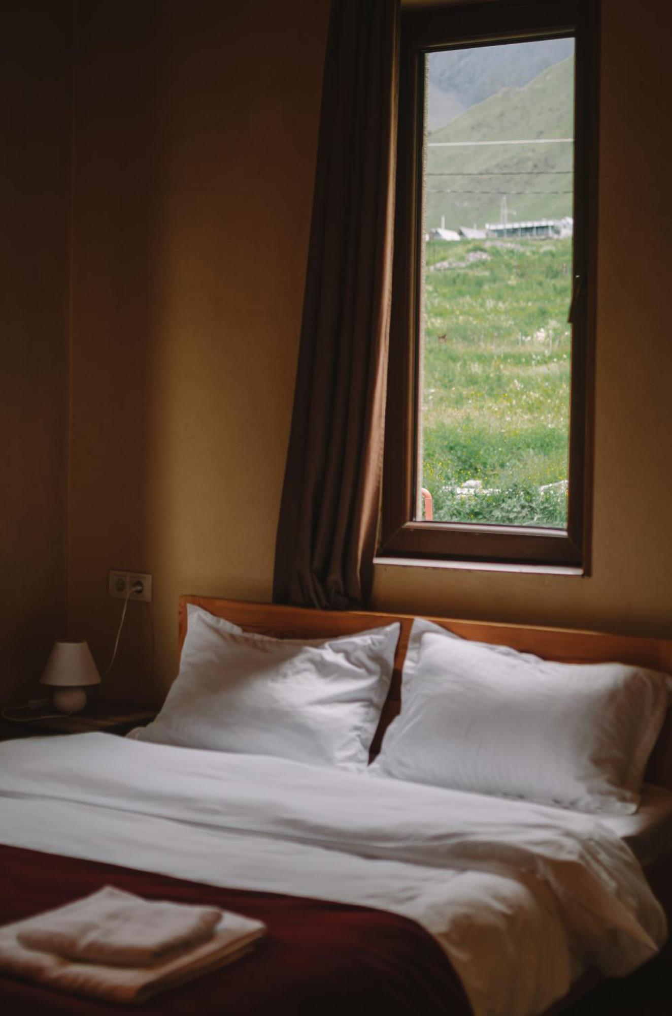 Hotel Arte In Kazbegi Exterior foto